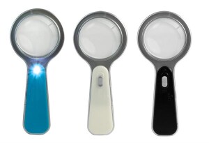 Leselupe mit LED in div. Farben